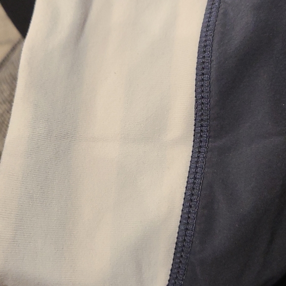 Lululemon - Speed Shorts grey, white, mint green - Picture 4 of 7